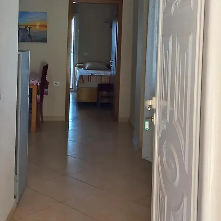 Apartament Paulino's *