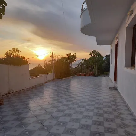 Apartament Paulino's Lukovë