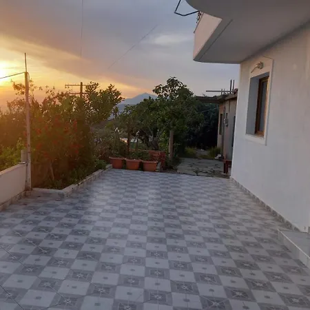 Paulino's * Lukovë