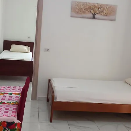 Paulino's Apartament *